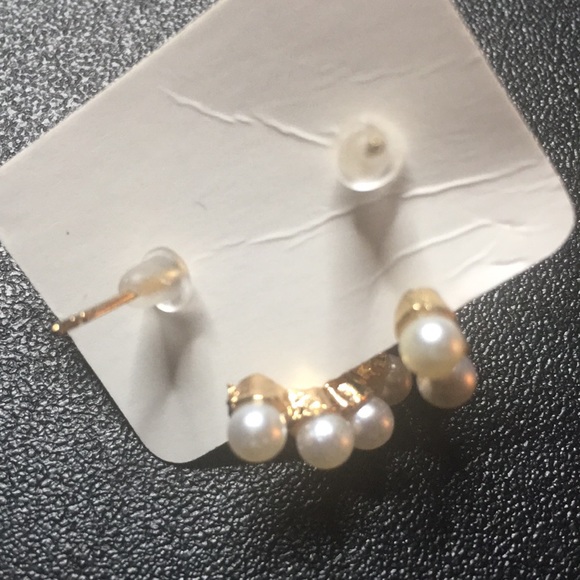 Gold Pearl Small Hoop Earrings - Picture 3 of 3